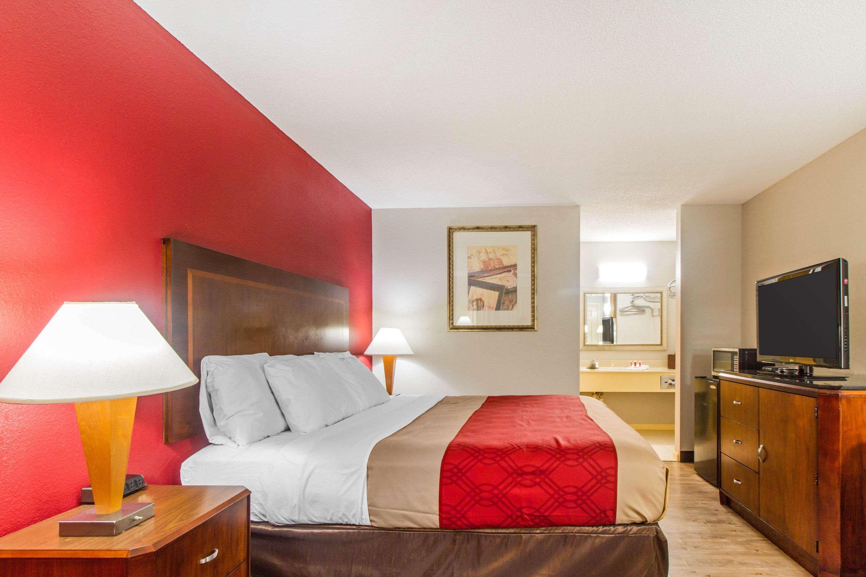 Econo Lodge - Атенс Екстериор снимка
